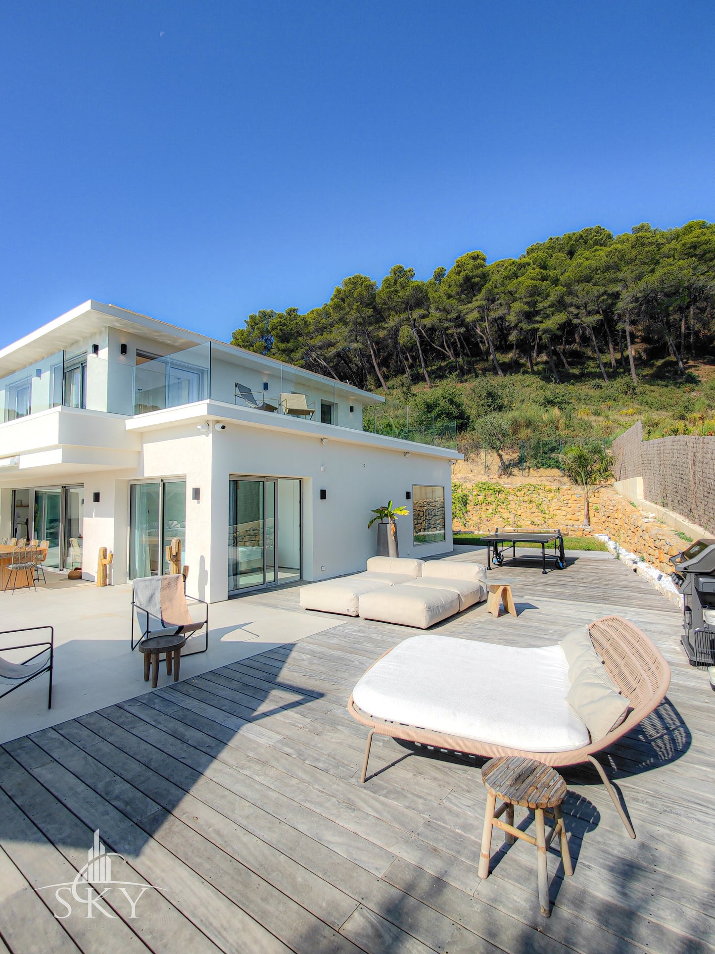Villa moderne - Hauteurs de Cannes